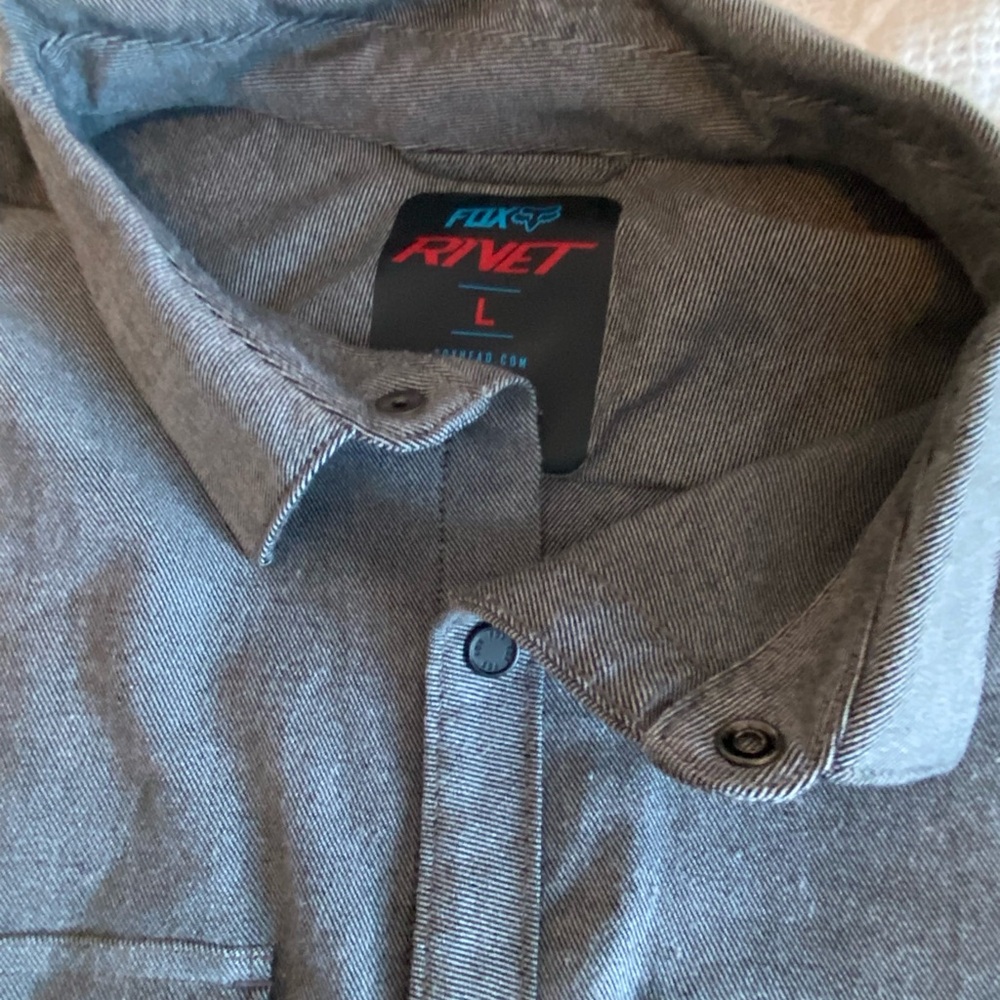 Men button up - Picture 2 of 2